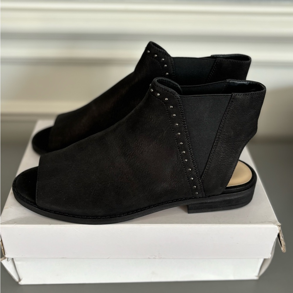 Brand New Sole Society Birty Open Toe Ankle Booties. Size 9